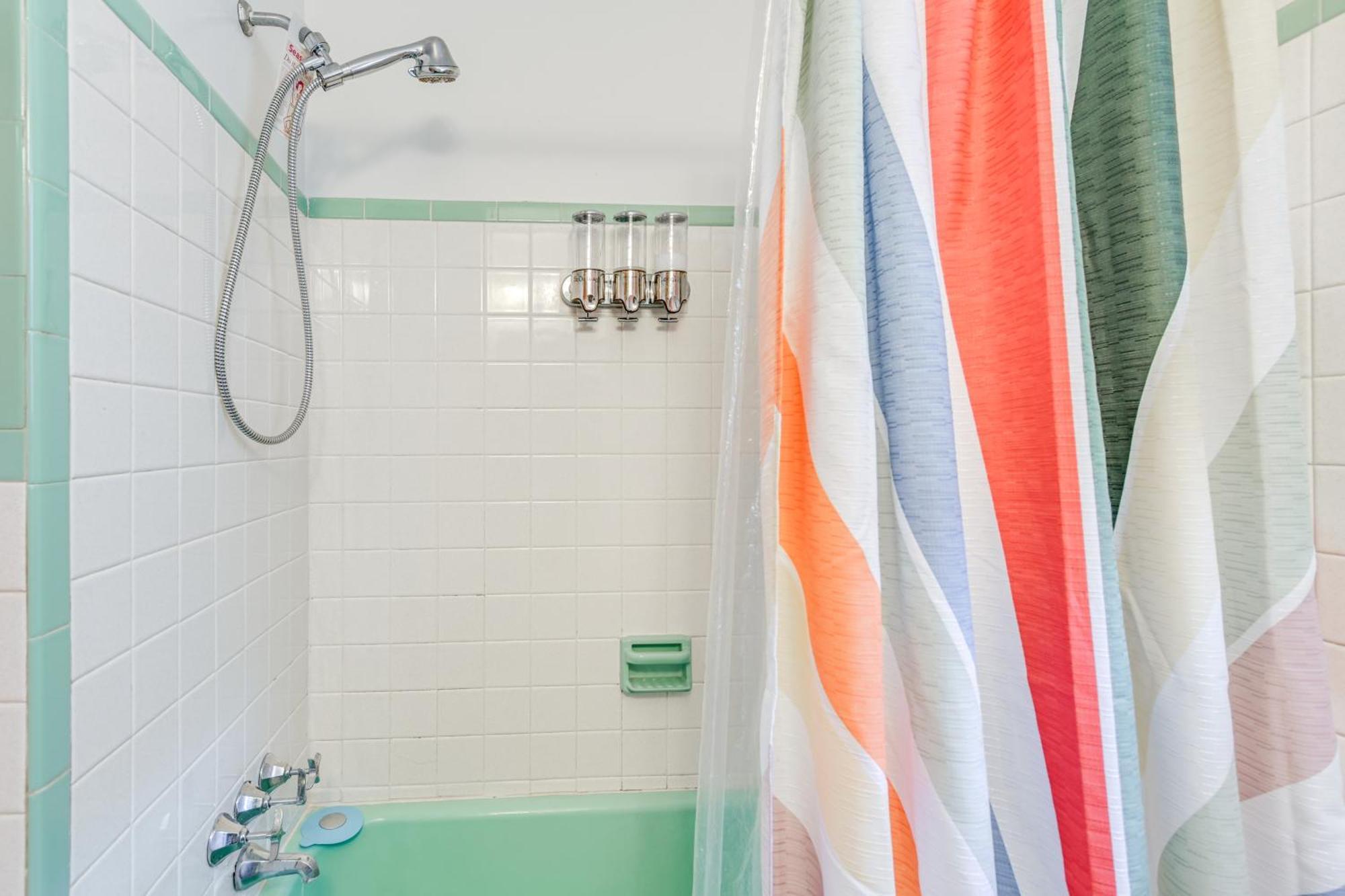 6 Mi To Downtown 70S-Themed Home In Nashville! Bagian luar foto